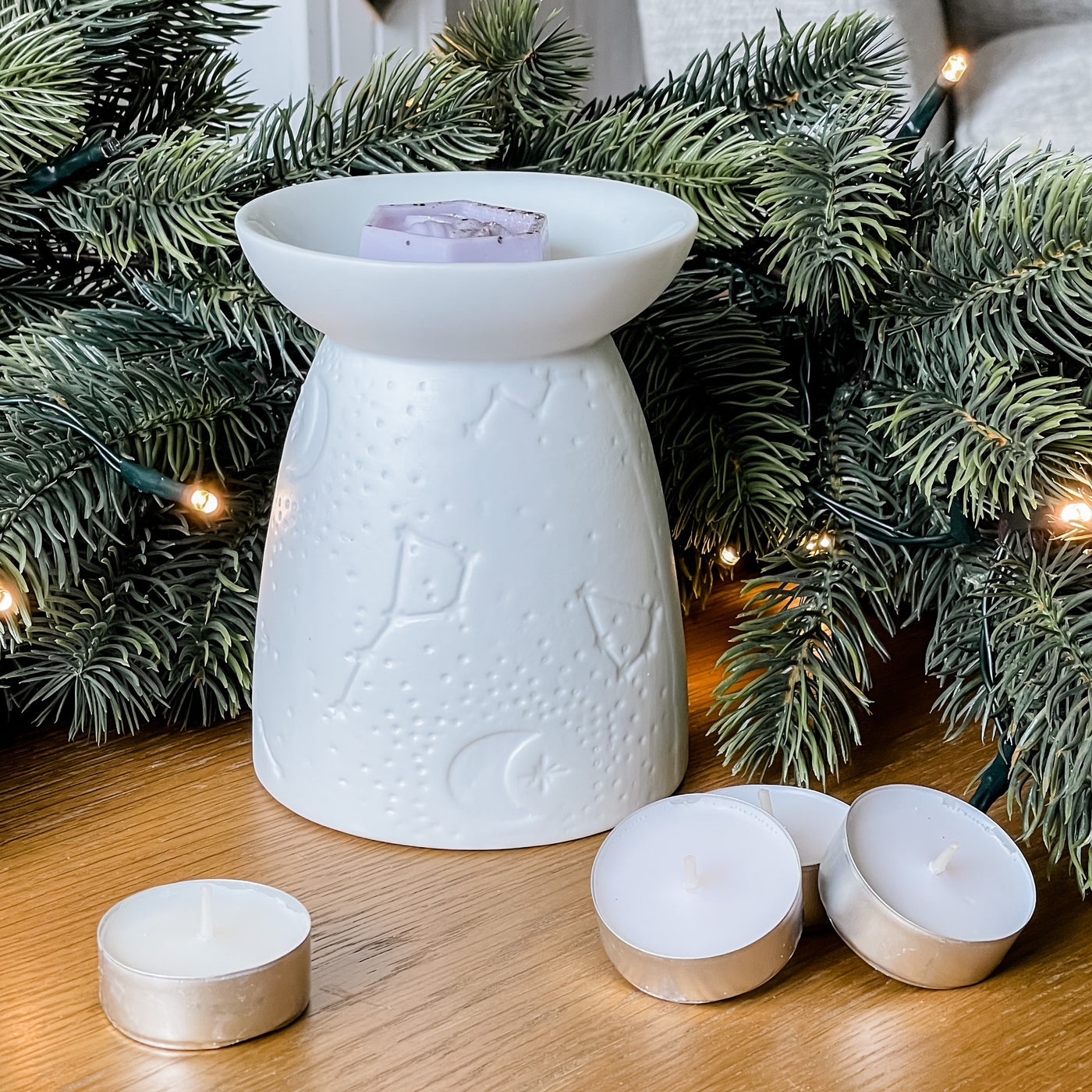 Constellation TEALIGHT Wax Melt Burner & 1 free wax melt bar
